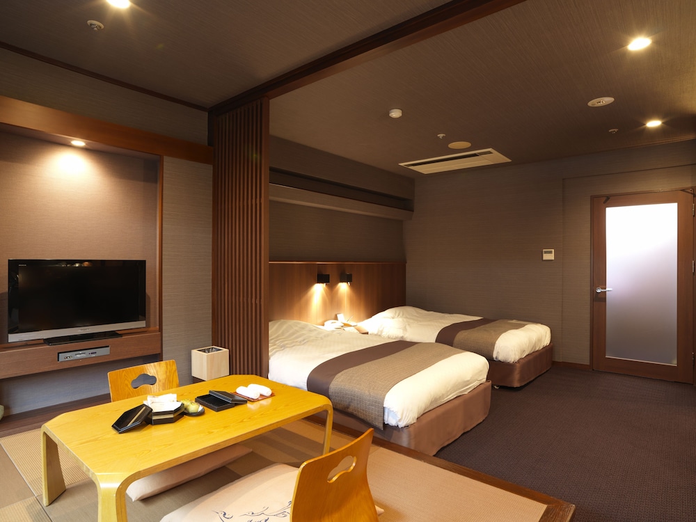 (こもれび) 和洋室(シャワーブース) 禁煙 | あかん遊久の里 鶴雅