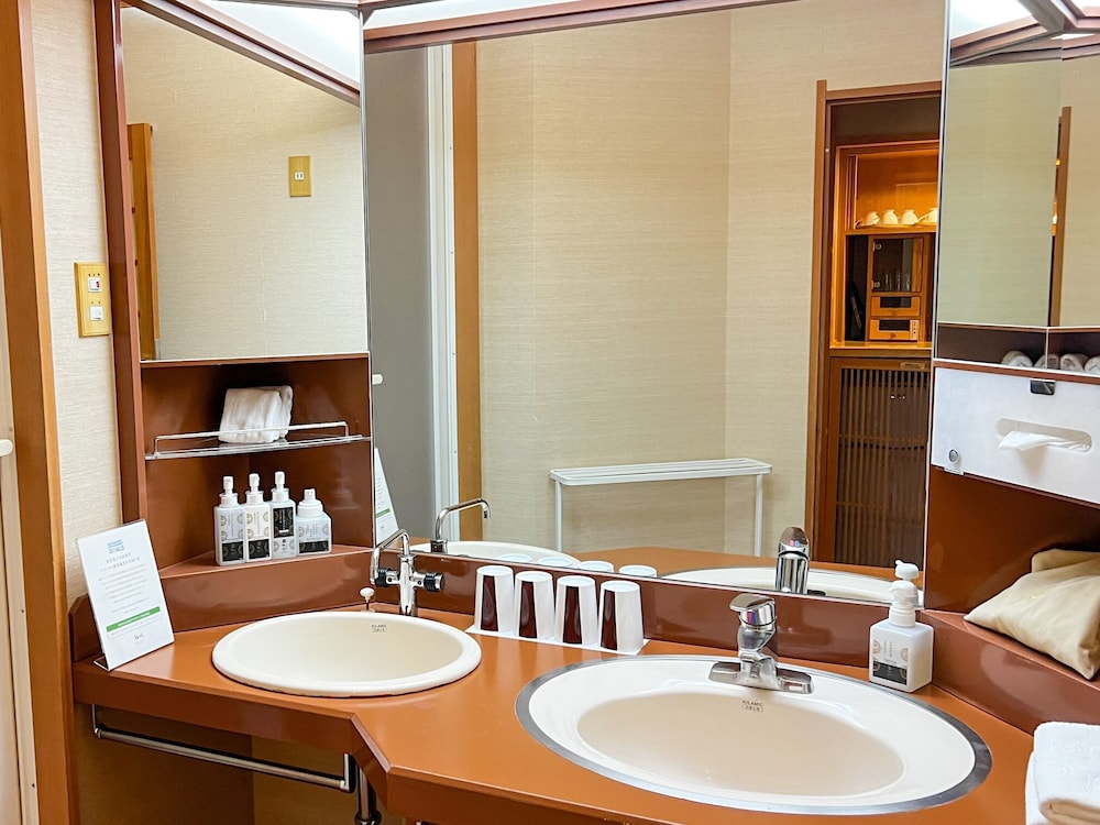 (栞の館) 和室 禁煙 バスルームの設備0 | あかん遊久の里 鶴雅