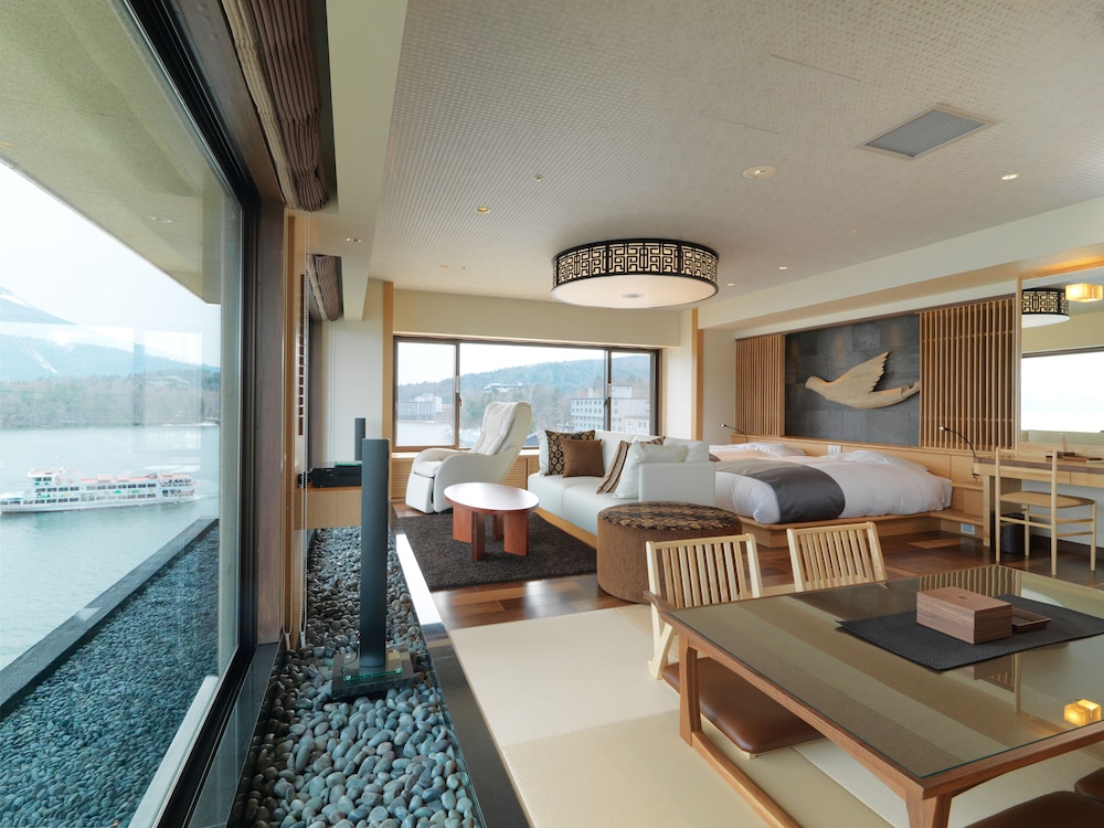 別館 温泉付展望特別室 夕食プレミアム会席 禁煙 客室1 | あかん遊久の里 鶴雅