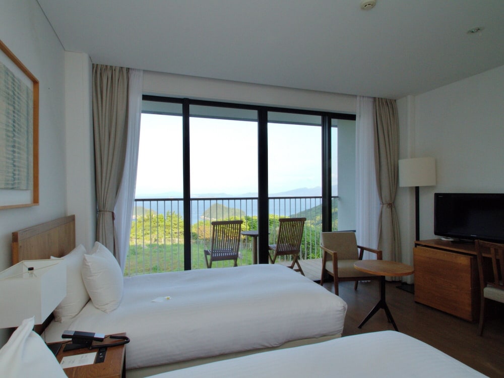 客室1 | 五島列島リゾートホテルマルゲリータ 客室1 | 五島列島リゾートホテルマルゲリータ