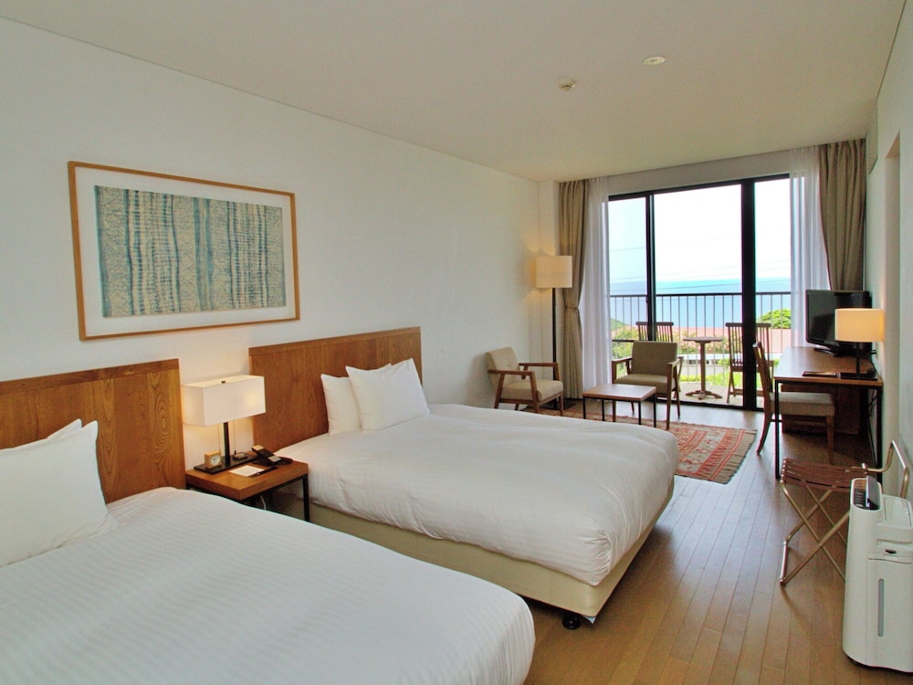 デラックス トリプルルーム | 五島列島リゾートホテルマルゲリータ