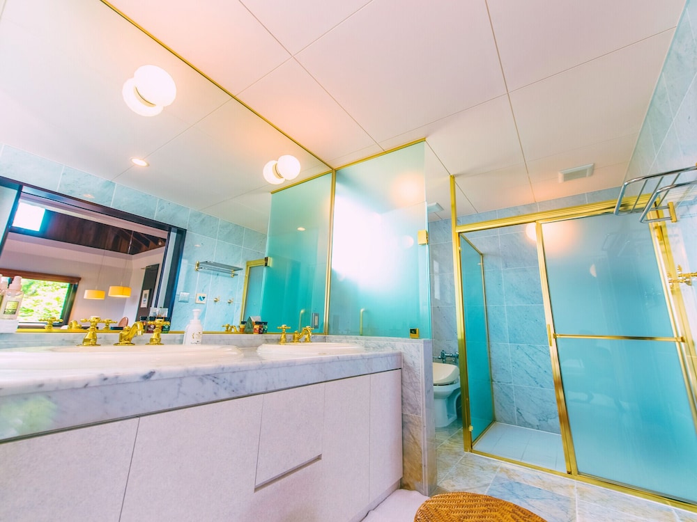 オーシャンヴィラ 禁煙 (海側 ツインベット テラス付) バスルーム0 | リブマックス アムス カンナ リゾート ヴィラ