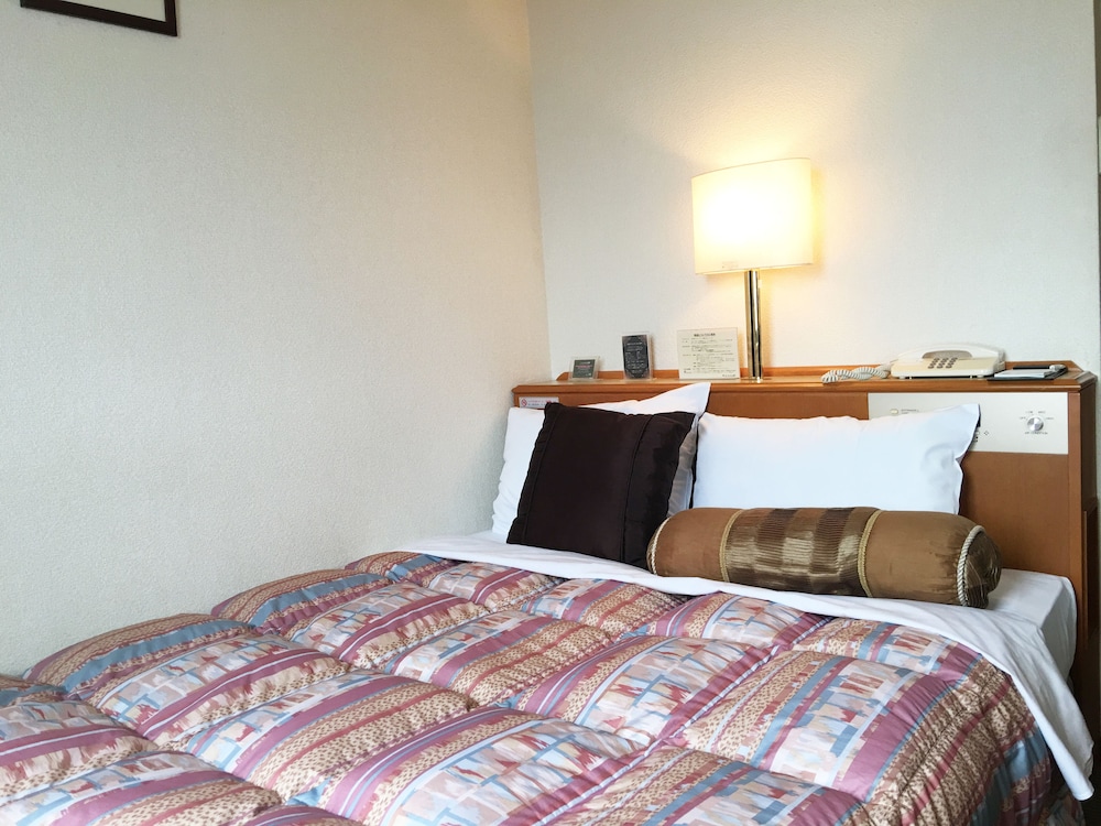 ダブルルーム 1 ベッドルーム 喫煙可 客室4 | エースイン・松阪