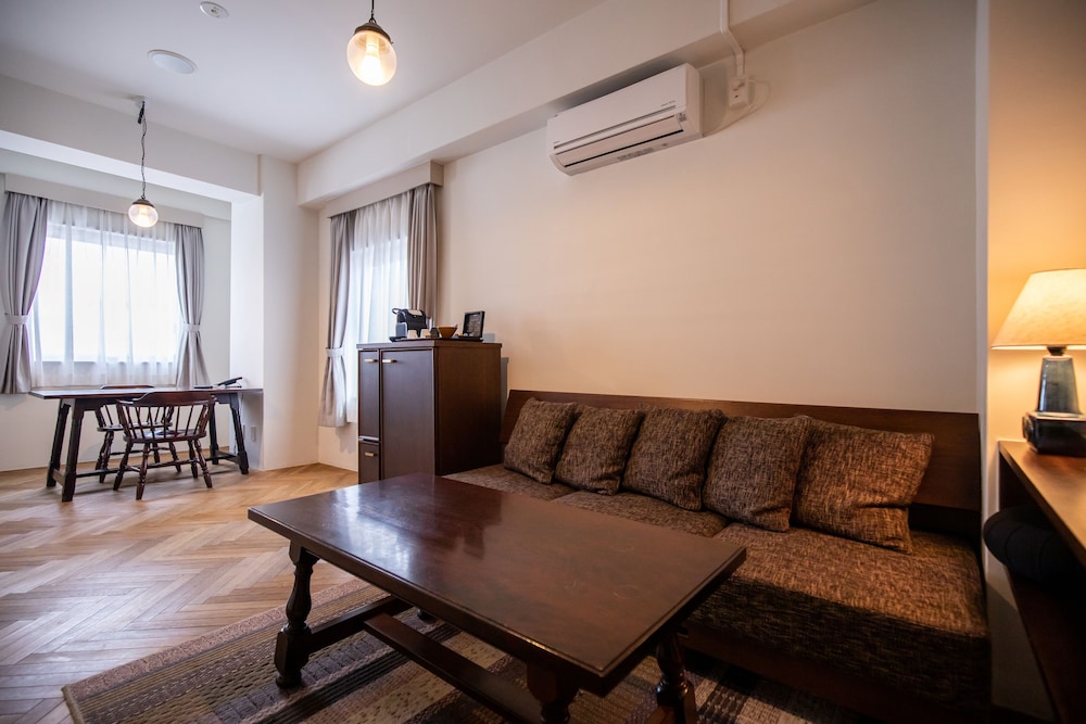 【別館】スイートルーム 客室5 | 松本ホテル花月