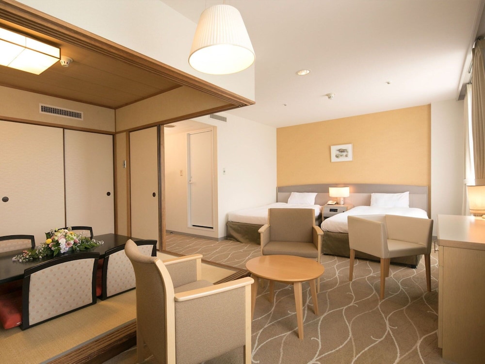 ファミリー ルーム 禁煙 | ホテルアウィーナ大阪