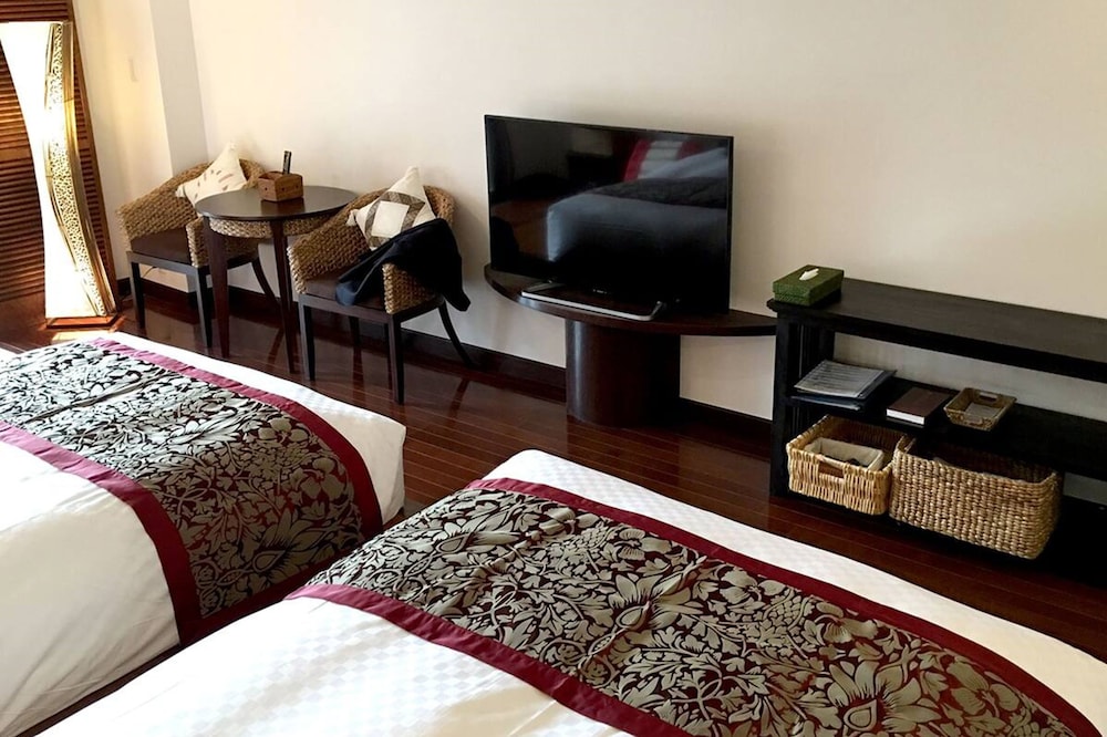 【露天風呂付きアジアンツインルーム】禁煙 36平米 客室3 | ホテルグリーンプラザ箱根