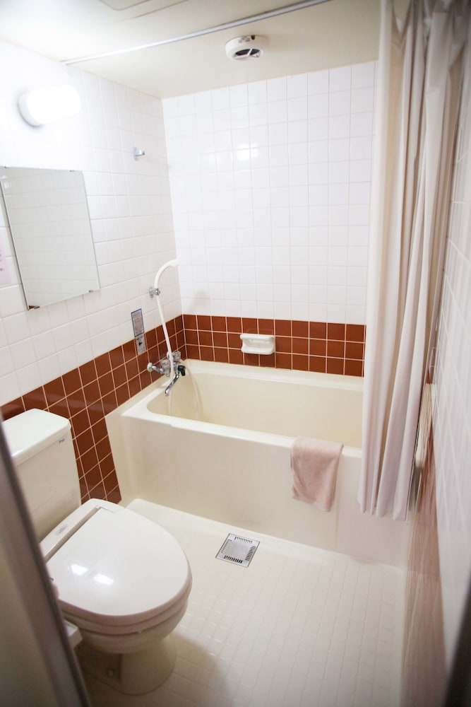 スタンダード 和室 バスルームのシャワー0 | 中村屋旅館