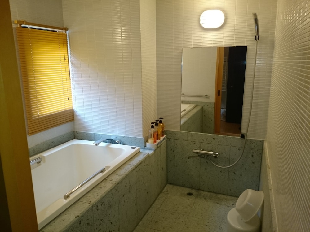 特別室 (禁煙) バスルーム2 | 日光星の宿