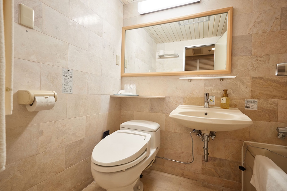 スタンダード ツインルーム 禁煙 客室5 | パシフィック ホテル沖縄