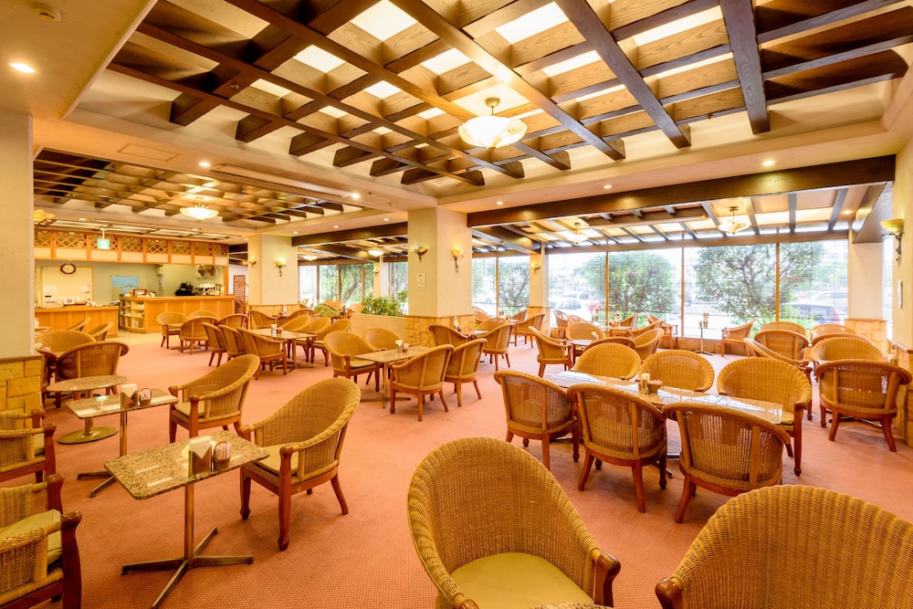 ロビーラウンジ1 | パシフィック ホテル沖縄