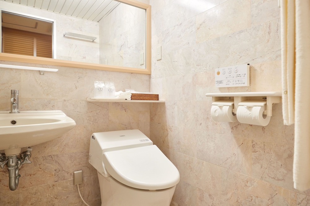 スーペリア ツインルーム 禁煙 客室4 | パシフィック ホテル沖縄