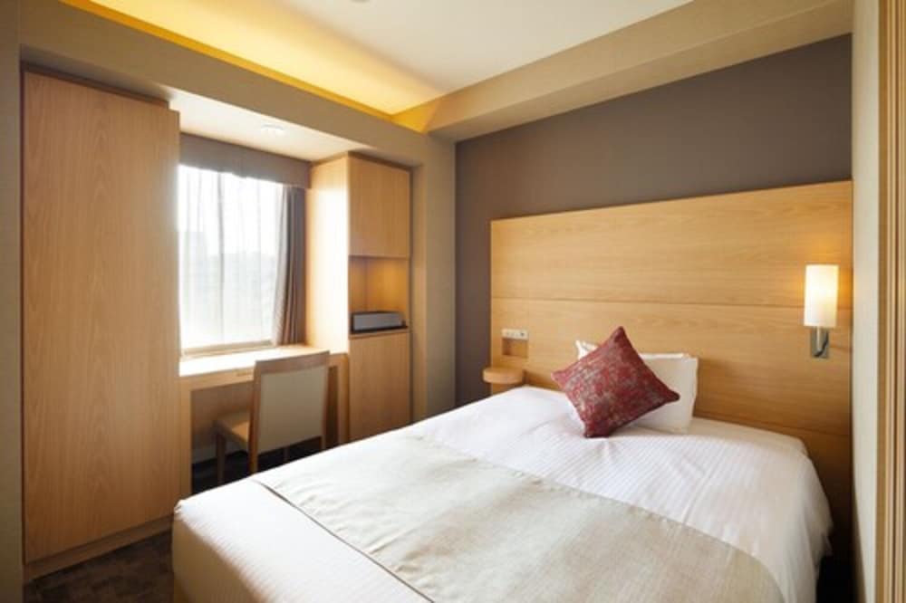 セミダブルルーム 禁煙 | アルモントホテル京都
