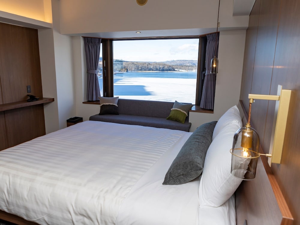 スタンダード ダブルルーム 禁煙 レイクビュー 客室3 | THE FOREST 阿寒 TSURUGA RESORT