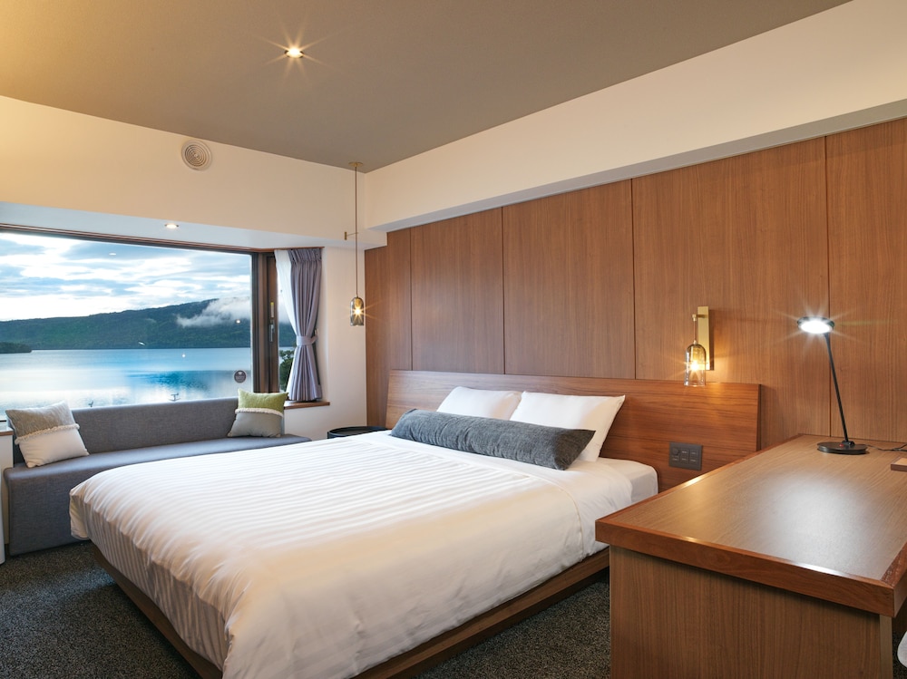 スタンダード ダブルルーム 禁煙 レイクビュー 客室4 | THE FOREST 阿寒 TSURUGA RESORT