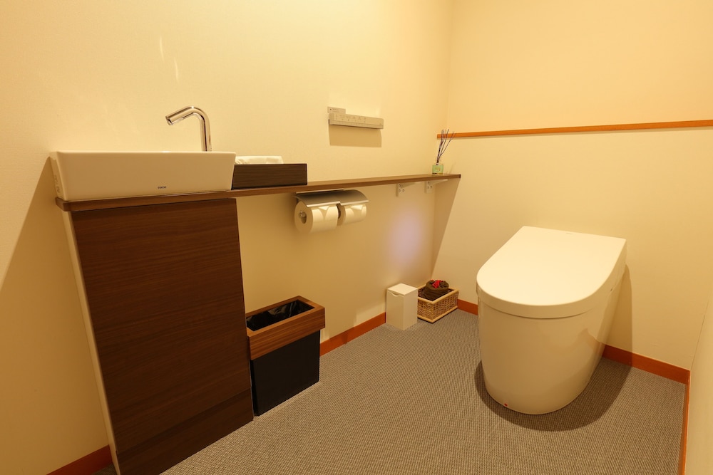 デラックスキング 312 銀泉内風呂 禁煙 客室2 | 有馬温泉 竹取亭円山