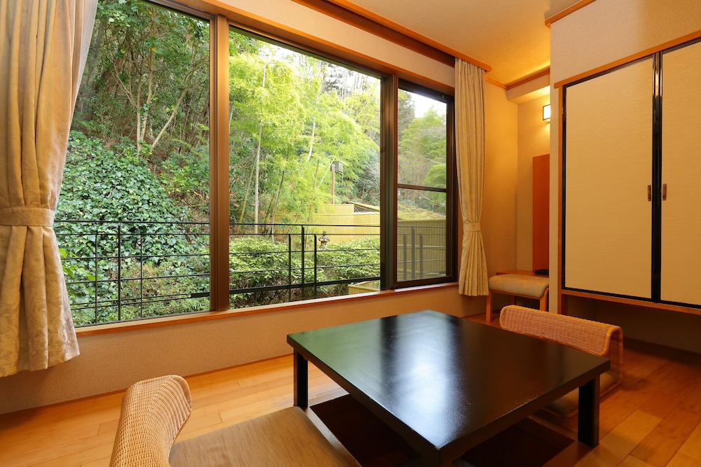 竹取亭スーペリア和室 (マウンテンビュー) 禁煙 客室5 | 有馬温泉 竹取亭円山