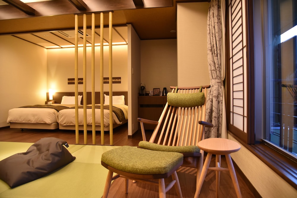 温泉付きデラックスルーム 禁煙 203 客室2 | 有馬温泉 竹取亭円山