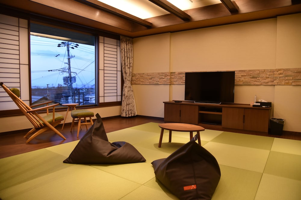 温泉付きデラックスルーム 禁煙 203 | 有馬温泉 竹取亭円山