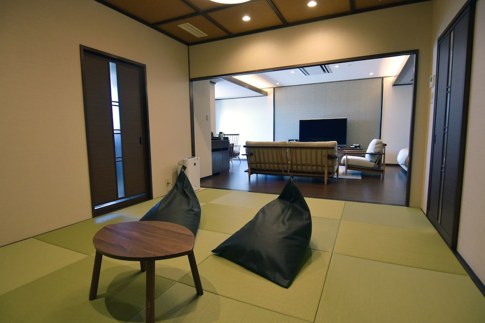 円山スイート202 銀泉内風呂付 禁煙 客室2 | 有馬温泉 竹取亭円山