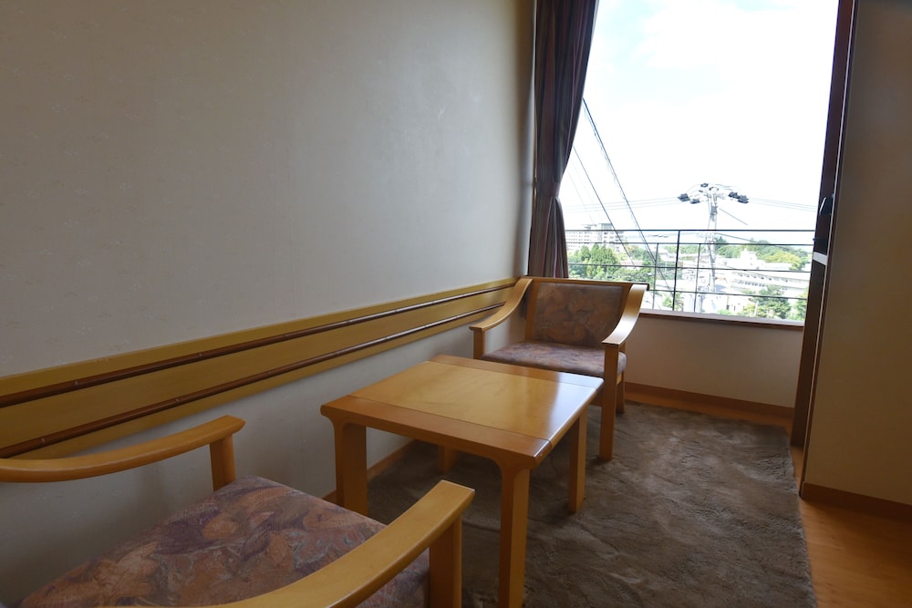 スタンダード ルーム 禁煙 客室5 | 有馬温泉 竹取亭円山