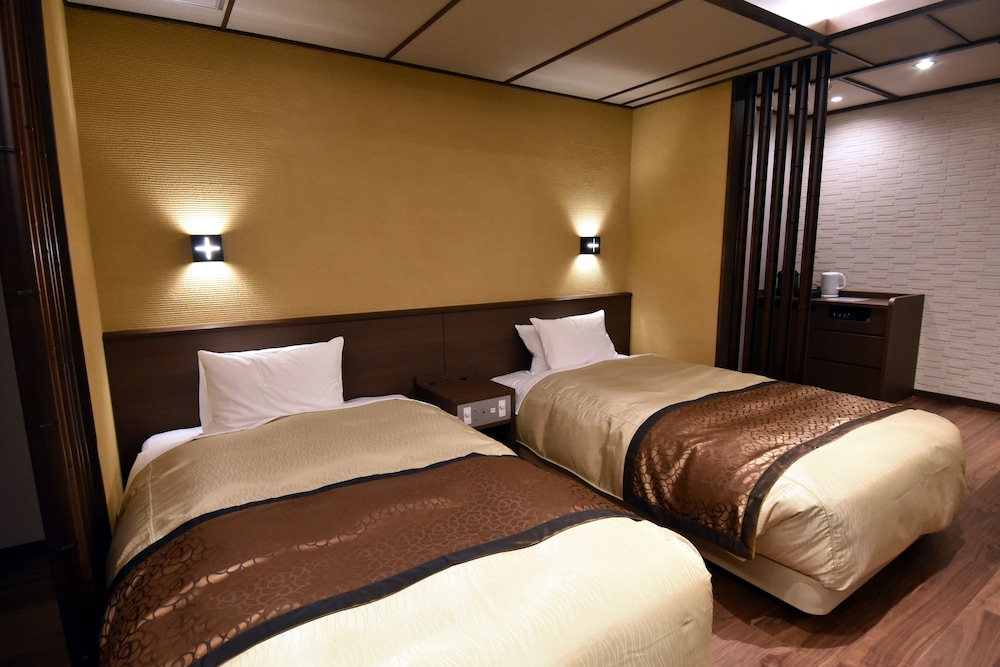 ペントハウスツインアンド畳411（銀泉露天風呂付) 客室3 | 有馬温泉 竹取亭円山