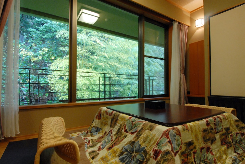 竹取亭スーペリア和室 (マウンテンビュー) 禁煙 客室3 | 有馬温泉 竹取亭円山