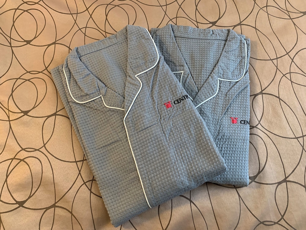 スタンダード ダブルルーム 禁煙 客室4 | グランド セントラル ホテル