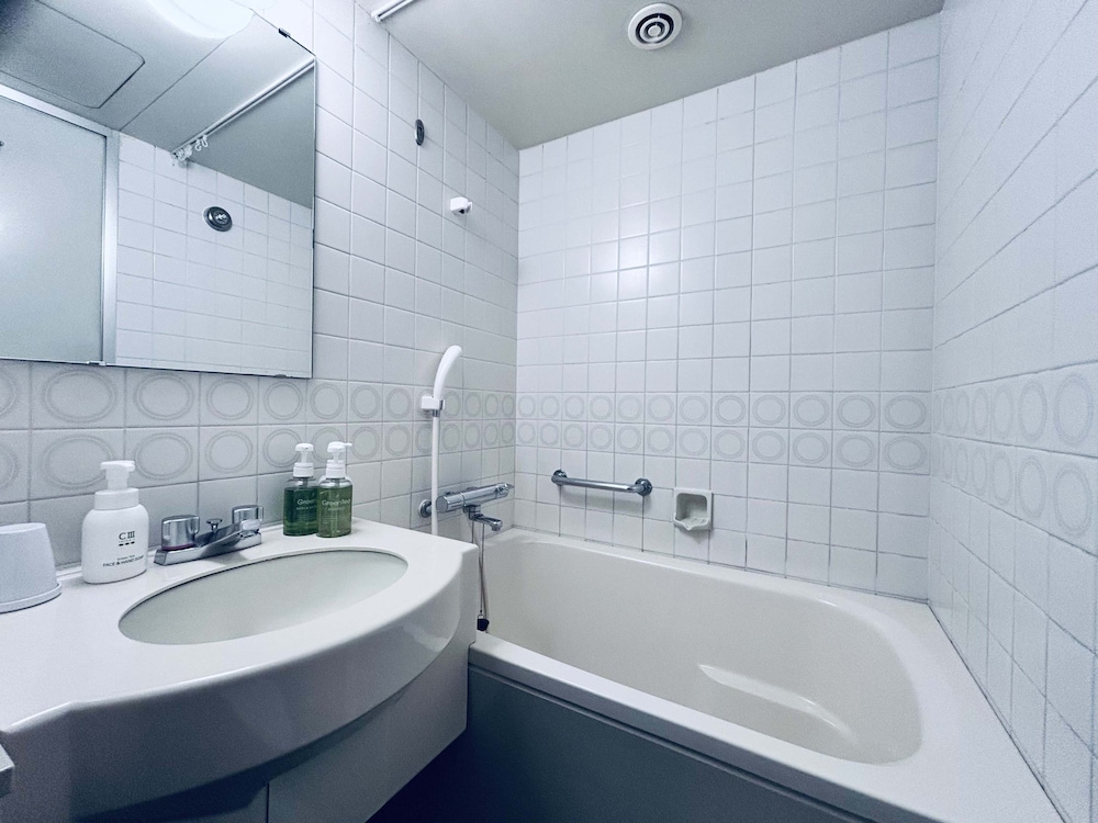 スタンダード ダブルルーム 禁煙 バスルーム0 | グランド セントラル ホテル