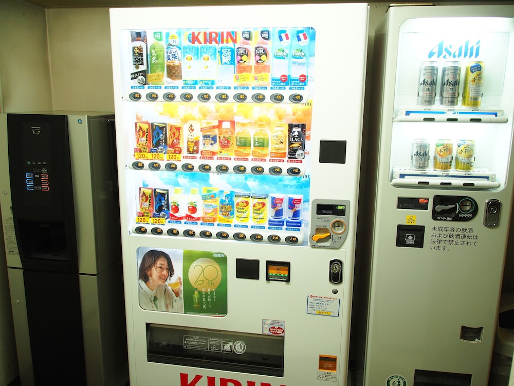 自動販売機1 | サンサイドホテル