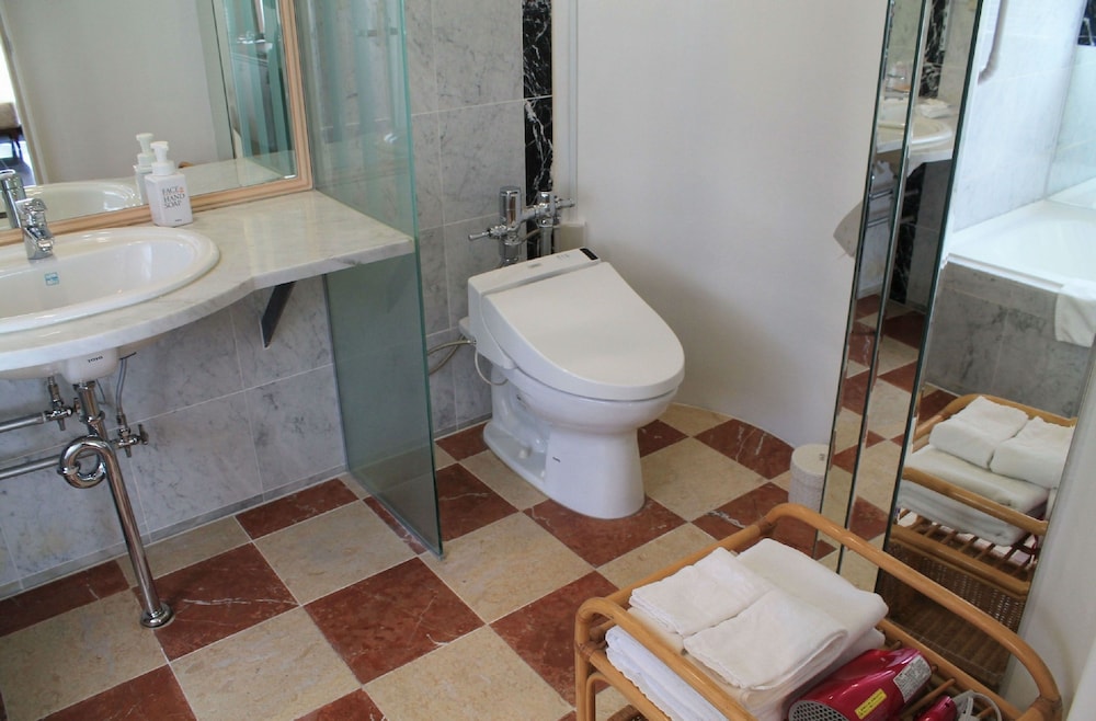 ラージツインA 禁煙 29.6sqm バスルーム0 | ホテルソニア小樽