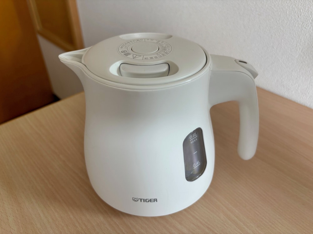 ダブルルーム ダブルベッド 1 台 禁煙 客室1 | ホテル アーバント静岡