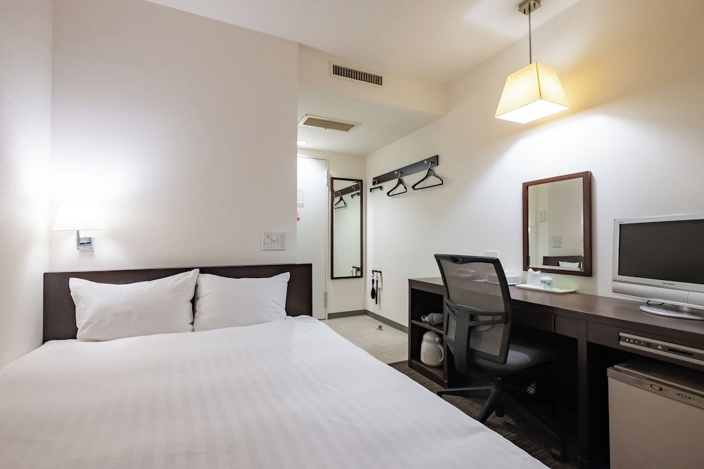 ダブルルーム ダブルベッド 1 台 禁煙 客室3 | ホテル アーバント静岡