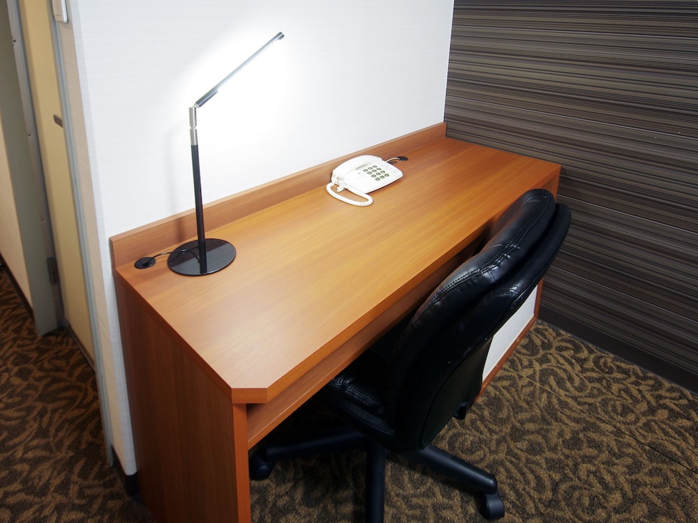 リラックスダブルルーム 禁煙 リビング エリア0 | 佐世保ワシントンホテル