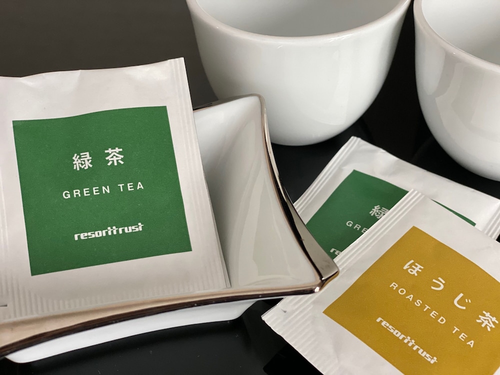 レギュラーダブル：禁煙 (ベッド幅150 cm) (0-11歳 食事・布団なし) 客室の設備とサービス1 | ホテルトラスティ大阪阿倍野