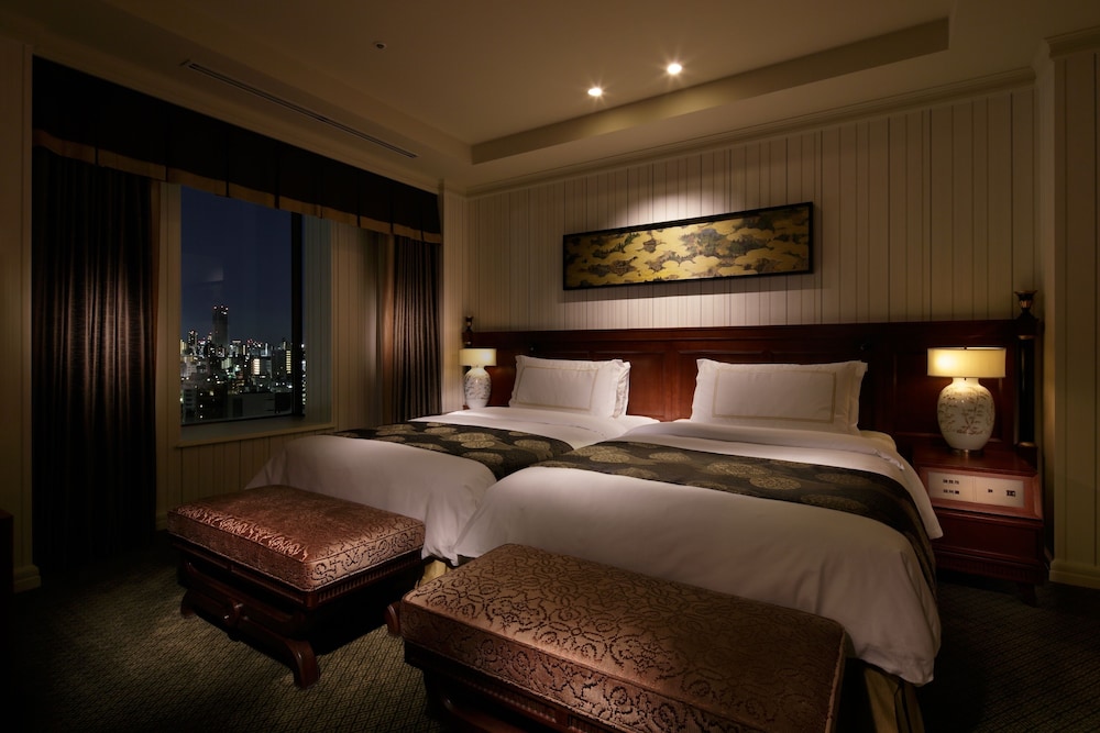 ジュニア スイートシングルサイズベッド２台 禁煙 シティビュー / ラウンジ&スパご利用付 客室1 | ホテル椿山荘東京