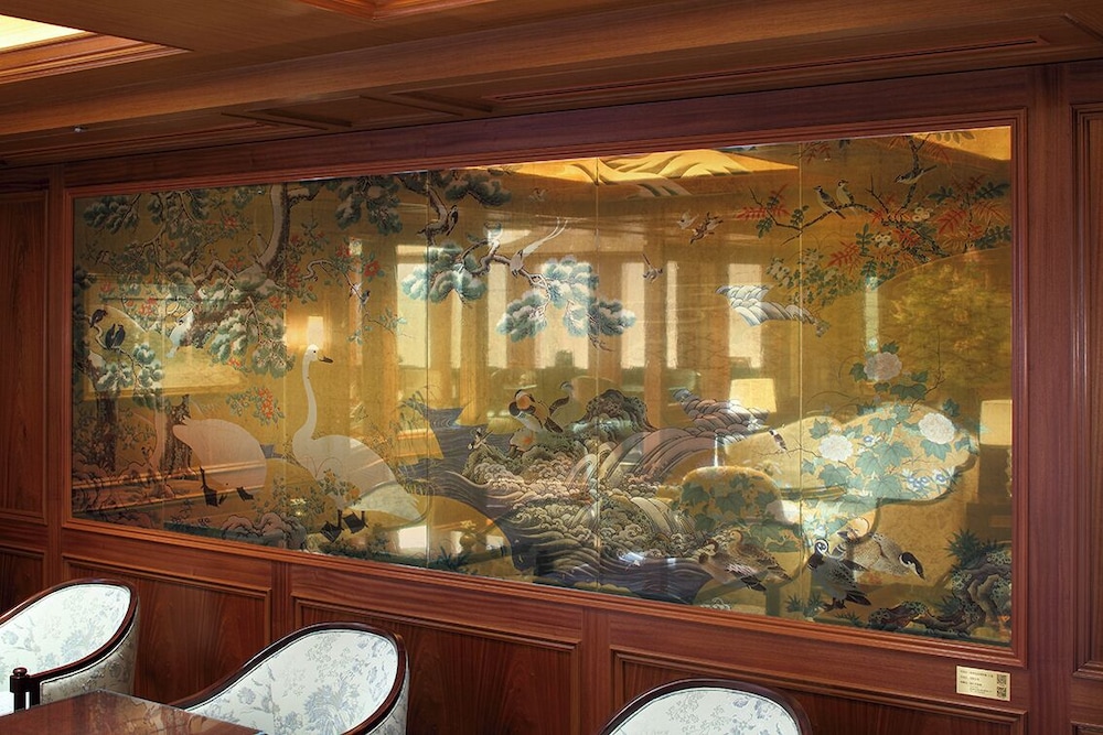 デラックス ガーデンスイート キングベッド 1 台 禁煙 / ラウンジ&スパご利用付 エグゼクティブ ラウンジ10 | ホテル椿山荘東京