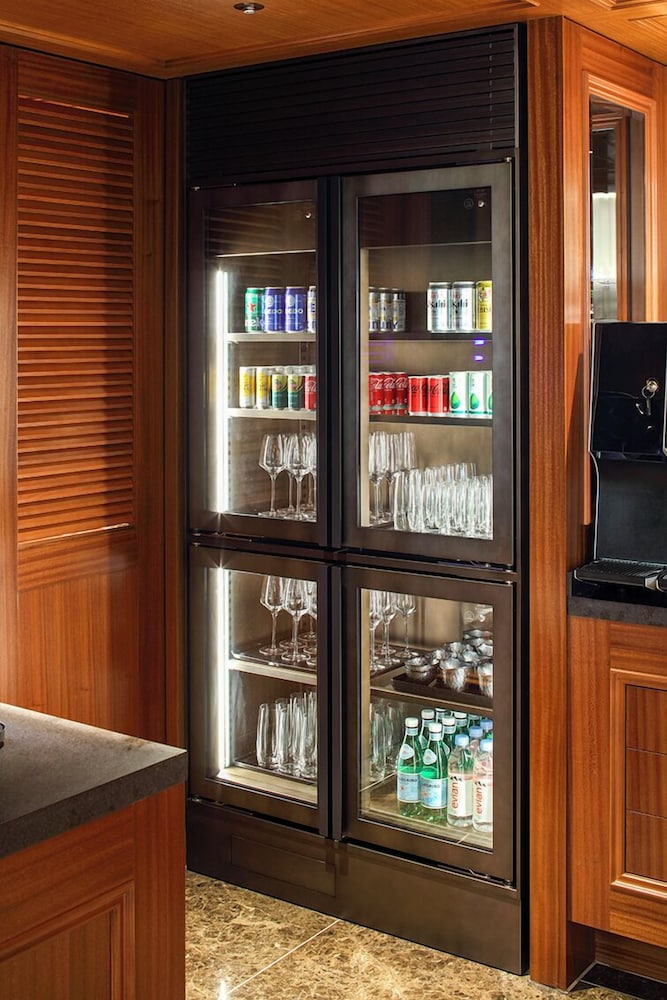 デラックス ガーデンスイート キングベッド 1 台 禁煙 / ラウンジ&スパご利用付 エグゼクティブ ラウンジ14 | ホテル椿山荘東京