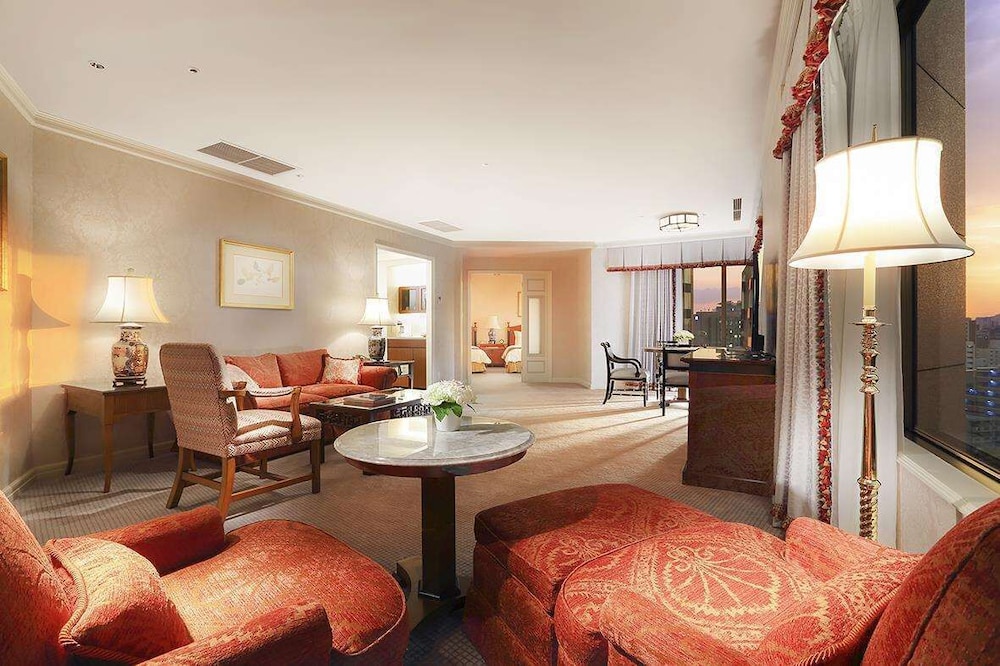 プレミア ガーデンスイート シングルサイズベッド 2 台 禁煙 / ラウンジ&スパご利用付 客室1 | ホテル椿山荘東京