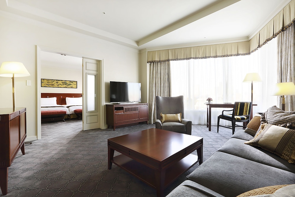 デラックス ガーデンスイート シングルサイズベッド 2 台 禁煙 / ラウンジ&スパご利用付 | ホテル椿山荘東京