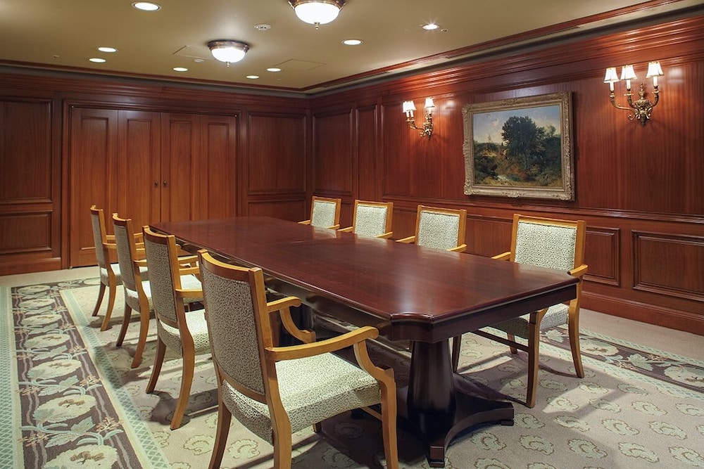 デラックス ガーデンスイート キングベッド 1 台 禁煙 / ラウンジ&スパご利用付 エグゼクティブ ラウンジ21 | ホテル椿山荘東京