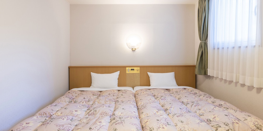 コンフォート ツインルーム 客室2 | 名古屋クラウンホテル