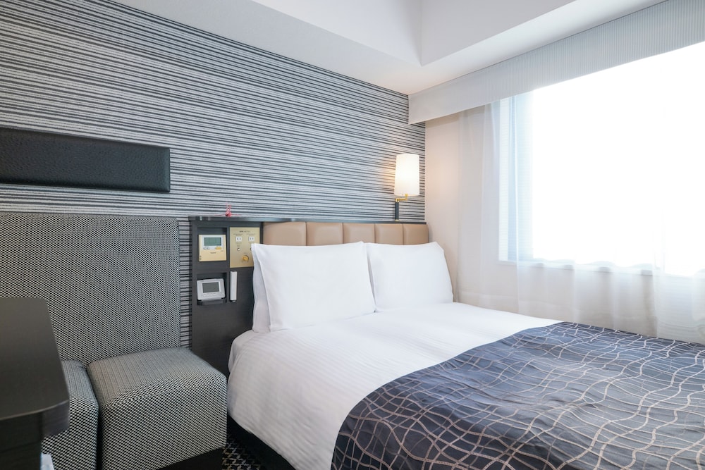 スーペリア ダブルルーム 客室3 | アパホテル〈東新宿駅前〉