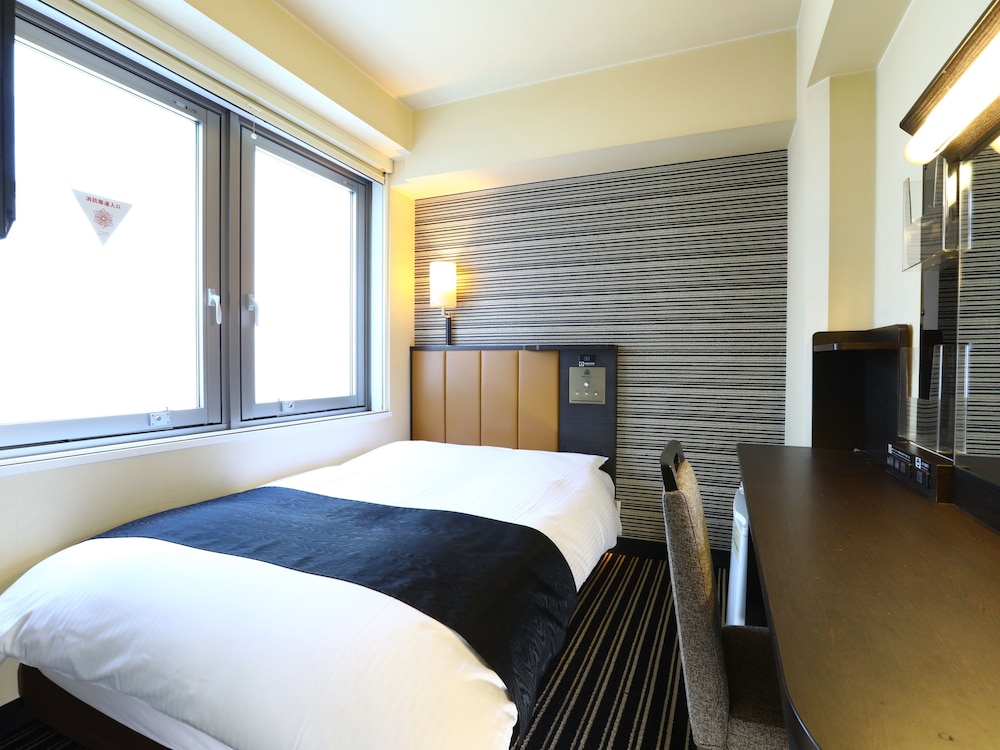 セミダブルルーム 本館 禁煙 | アパホテル渋谷道玄坂上