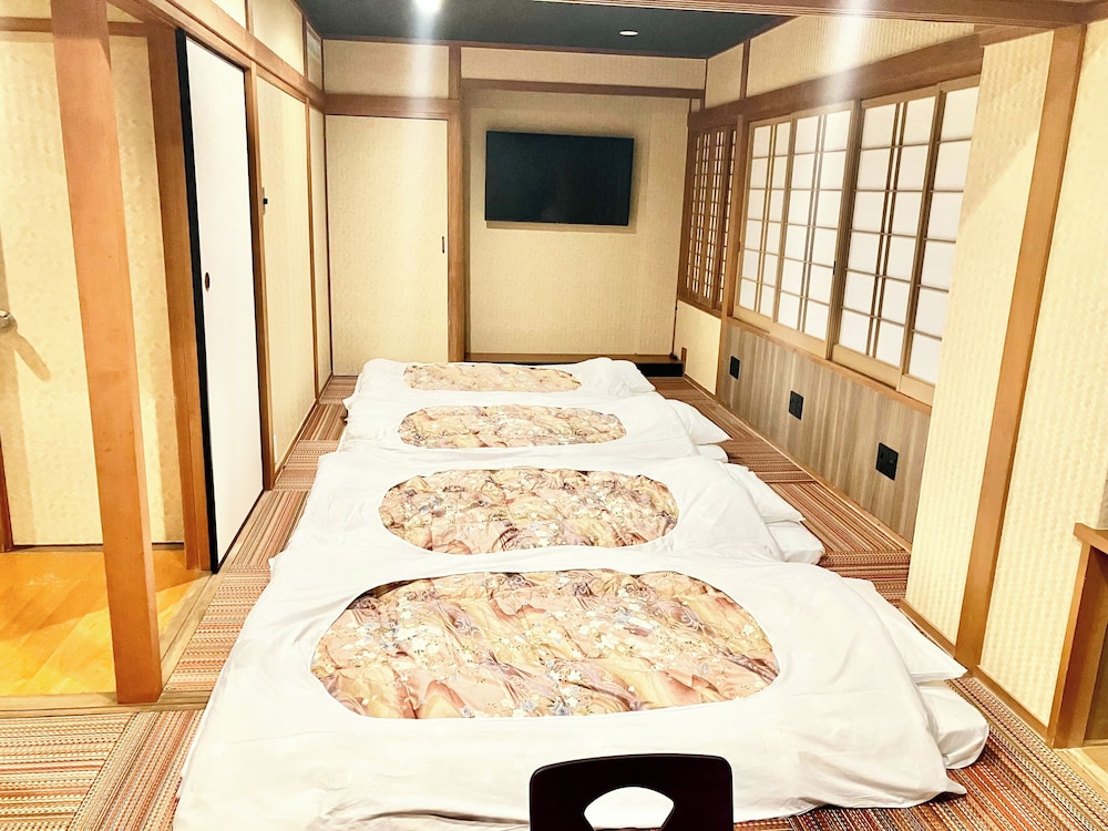 和室 喫煙可 客室3 | ホテルリブマックス BUDGET 伊予三島