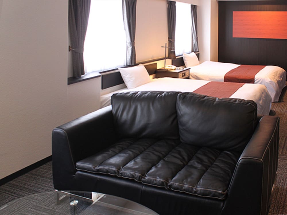 プレミアム ツインルーム 喫煙可 客室2 | ホテルリブマックス BUDGET 伊予三島