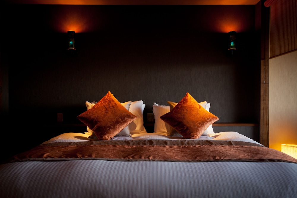 [202]露天風呂付きキングサイズベッドルーム/40平米(禁煙)　:部屋食 | いさり火