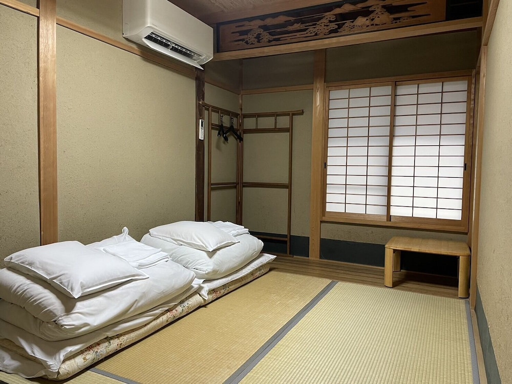 ツインルーム 専用バスルーム (2名) 禁煙 客室2 | なごみ旅館 悠