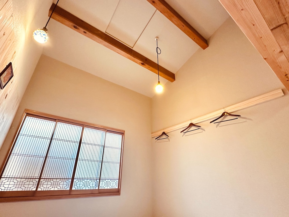 4人部屋 共用バスルーム (2,3,4名) 禁煙 客室2 | なごみ旅館 悠