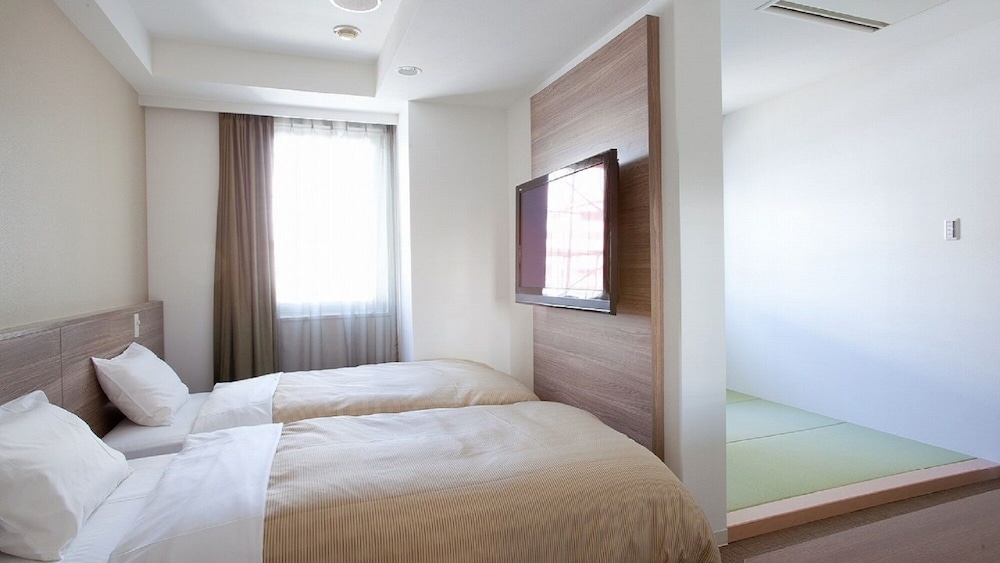 ファミリー ツインルーム 禁煙 客室2 | ホテルソリッソ浜松