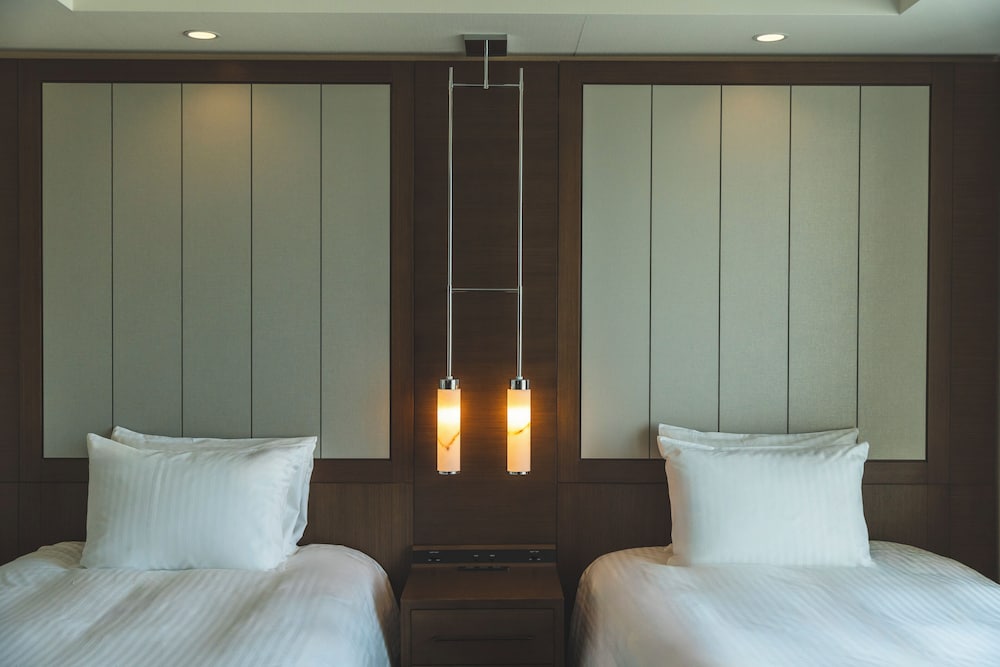 [2024リニューアル] プレミア ベイサイドツイン 1-2名 禁煙 客室2 | リーガロイヤルグラン沖縄